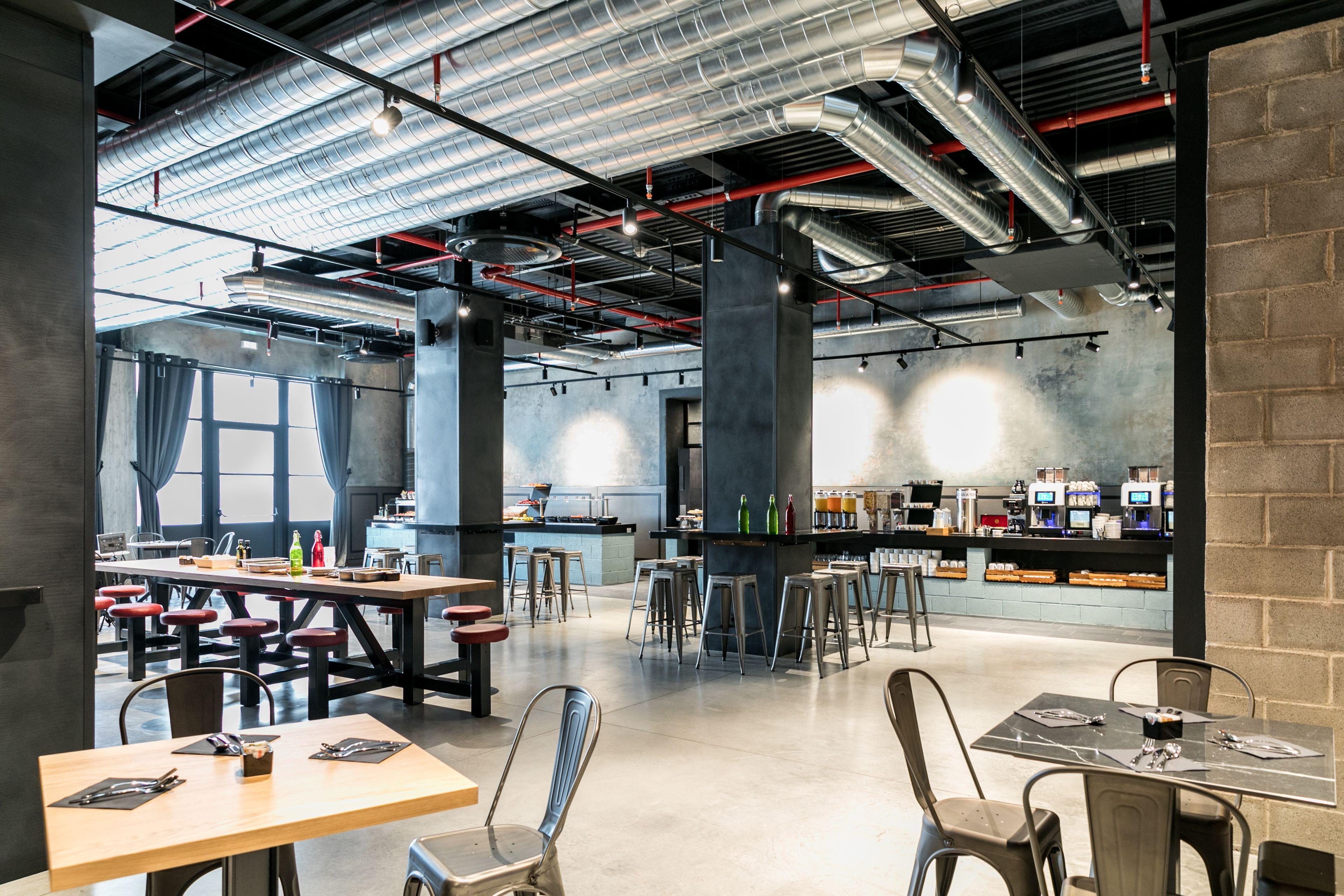 J24 Hotel Milano — Photos 2